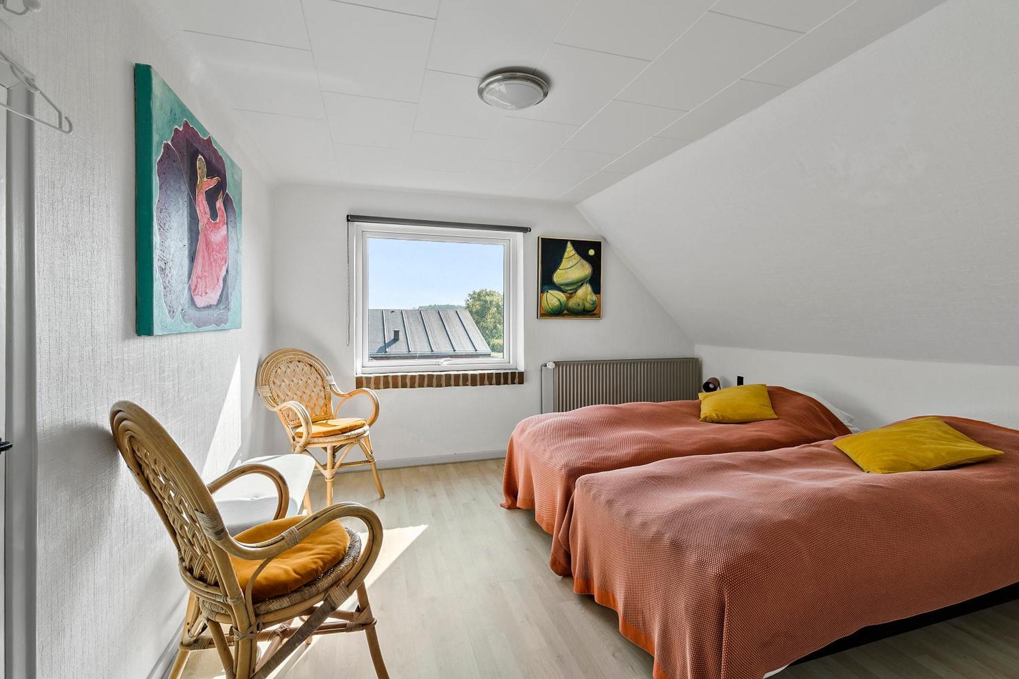 Logi I Hus Med Kunst Og Have Vestervig Exterior foto