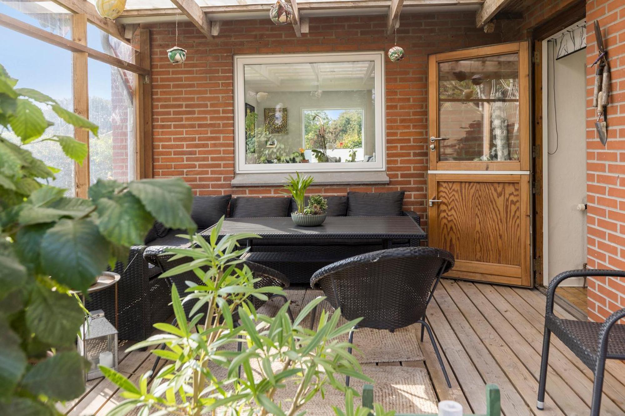 Logi I Hus Med Kunst Og Have Vestervig Exterior foto